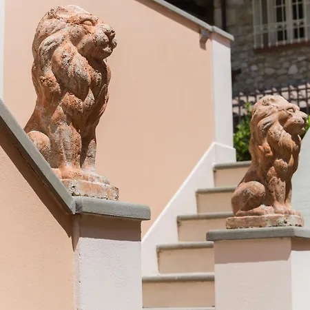 Melangola Vila Camaiore